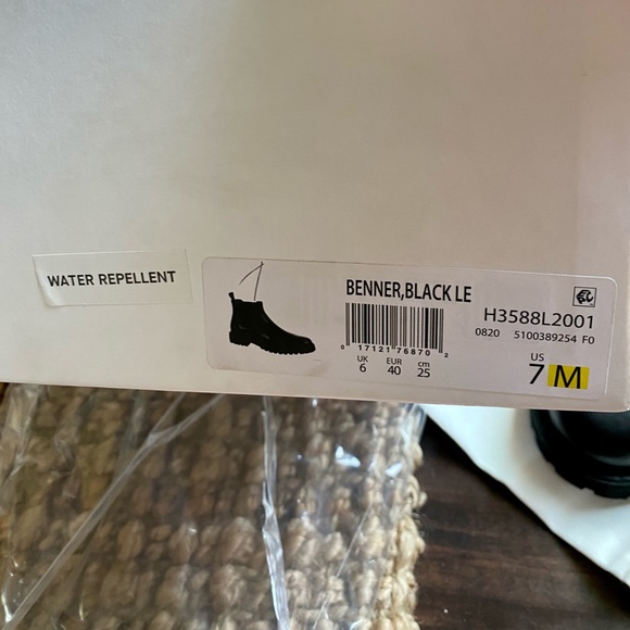 Vince Chelsea Boots -Men's